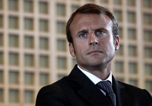 5-choses-a-savoir-sur-Emmanuel-Macron-le-benjamin-du-gouvernement_visuel_article2